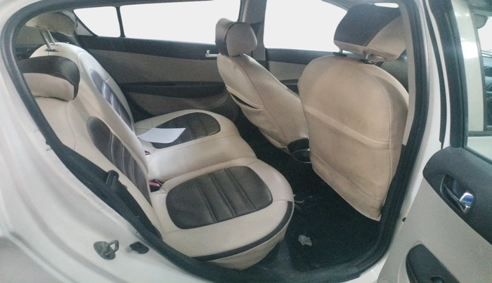 2013 Hyundai i20 ASTA 1.2, Diesel, Manual, 1,43,947 km, interior