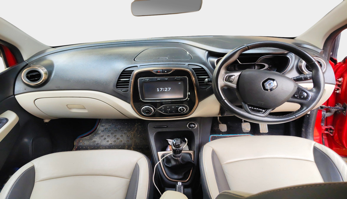 2018 Renault Captur PLATINE DIESEL DUAL TONE, Diesel, Manual, 72,735 km, interior