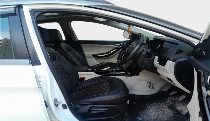 2022 Tata NEXON XZ PLUS (HS) DIESEL, Diesel, Manual, 13,569 km, interior