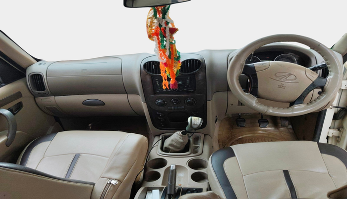 2013 Mahindra Scorpio VLX 2WD AIRBAG, Diesel, Manual, 1,90,212 km, interior