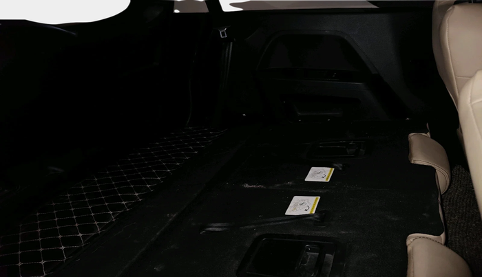 2022 Tata Safari XZA PLUS 6 S DARK EDITION, Diesel, Automatic, 34,731 km, interior