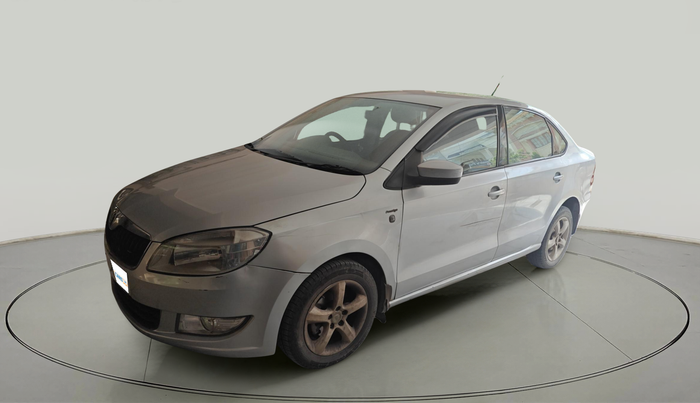 2013 Skoda Rapid ELEGANCE 1.6 TDI CR MT, Diesel, Manual, 2,01,298 km, exterior