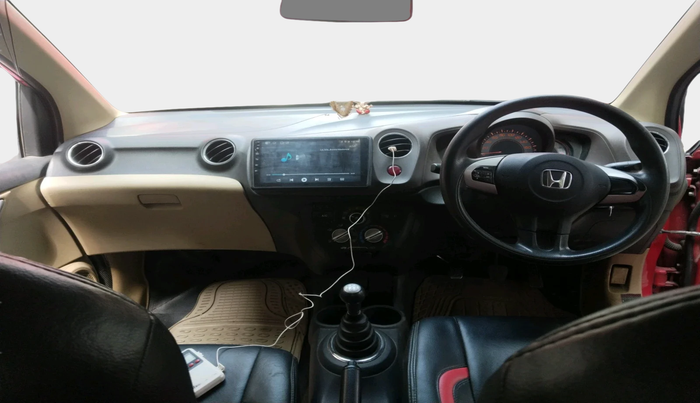 2013 Honda Brio V MT, Petrol, Manual, 1,01,712 km, interior