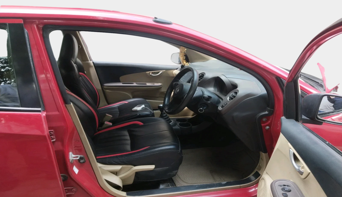 2013 Honda Brio V MT, Petrol, Manual, 1,01,712 km, interior