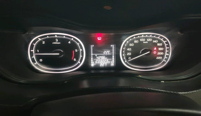 2016 Maruti Vitara Brezza ZDI PLUS, Diesel, Manual, 2,33,223 km, interior