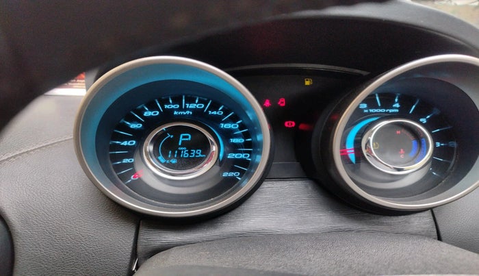 2019 Mahindra XUV500 W11 (O) AT, Diesel, Automatic, 1,11,639 km, interior