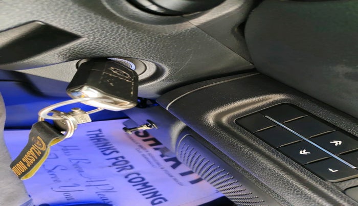 2020 Mahindra Thar AX P MT 4WD ST, Petrol, Manual, 47,970 km, interior