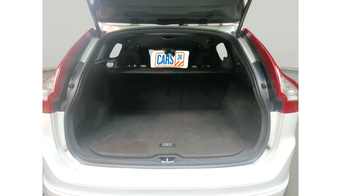 2015 Volvo XC 60 D4 Kinetic, Diesel, Automatic, 1,30,723 km, exterior