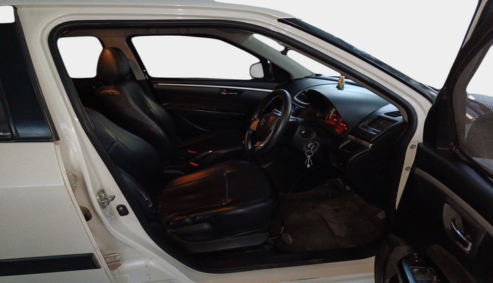 2013 Maruti Swift VXI, Petrol, Manual, 60,705 km, interior