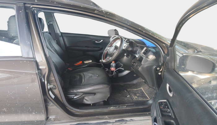 2017 Honda BR-V 1.5L I- DTEC V, Diesel, Manual, 1,26,903 km, interior