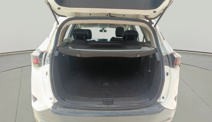 2019 Tata Harrier XT 2.0L KRYOTEC, Diesel, Manual, 90,909 km, exterior