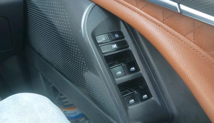 2021 MG GLOSTER SAVVY 6 STR 2.0 TWIN TURBO 4WD, Diesel, Automatic, 1,43,945 km, interior