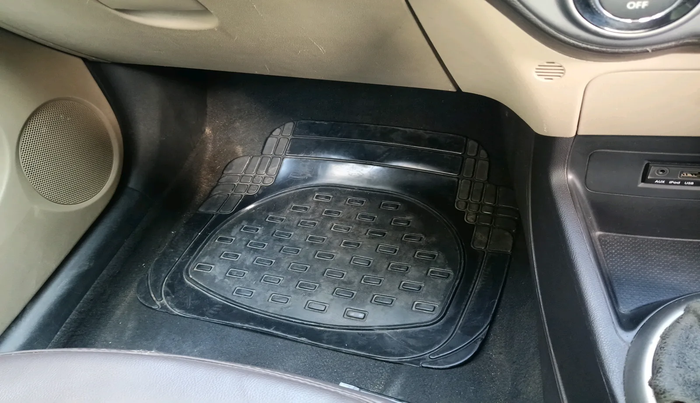 2012 Hyundai i20 MAGNA 1.2, Petrol, Manual, 70,566 km, interior