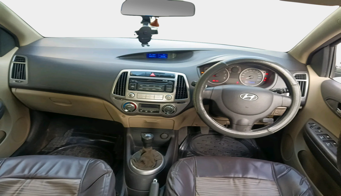 2012 Hyundai i20 MAGNA 1.2, Petrol, Manual, 70,566 km, interior