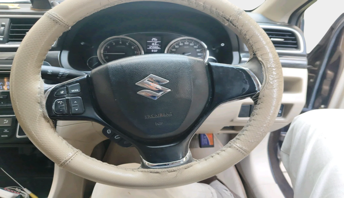 2014 Maruti Ciaz ZXI, Petrol, Manual, 1,24,560 km, interior