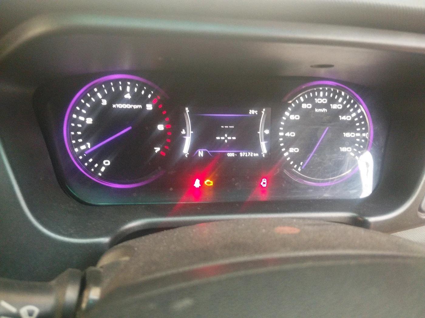 2019 Mahindra MARAZZO M6 8 STR, Diesel, Manual, 97,172 km, interior