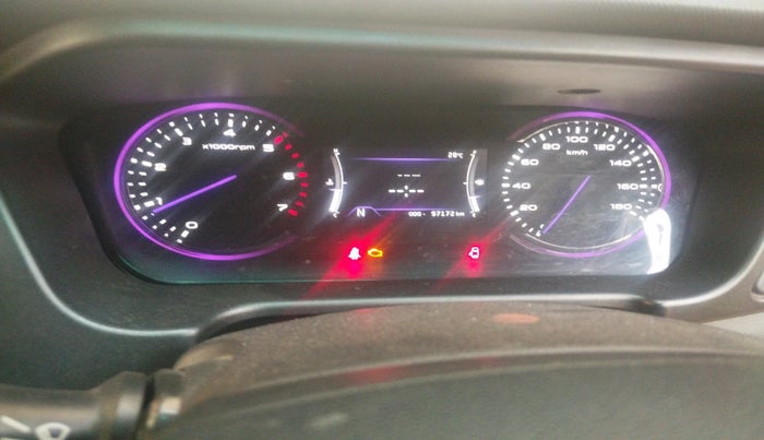 2019 Mahindra MARAZZO M6 8 STR, Diesel, Manual, 97,172 km, interior