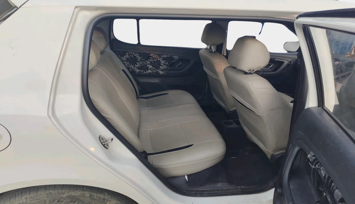 2011 Skoda Fabia CLASSIC 1.2 TDI, Diesel, Manual, 1,16,861 km, interior