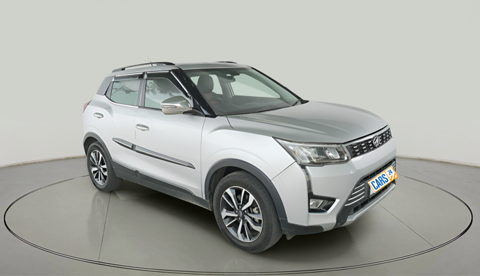 2020 Mahindra XUV300 W8 1.5 DIESEL, Diesel, Manual, 75,999 km, exterior