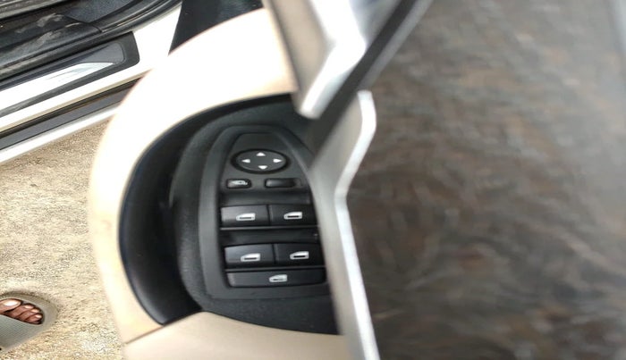 2019 BMW X1 sDrive 20d x Line, Diesel, Automatic, 26,756 km, interior