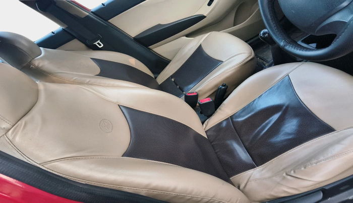 2015 Hyundai Eon ERA +, Petrol, Manual, 1,02,303 km, interior