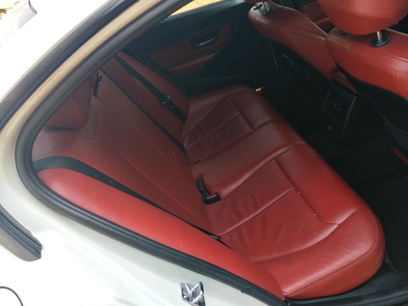 2012 BMW 3 Series 320d, Diesel, Automatic, 1,33,767 km, interior