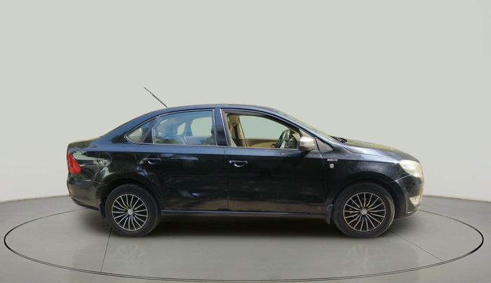 2012 Skoda Rapid AMBITION 1.6 TDI CR MT PLUS, Diesel, Manual, 1,32,355 km, exterior