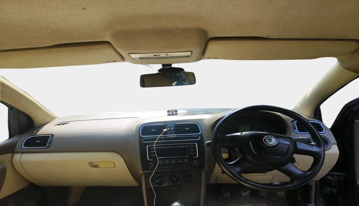 2012 Skoda Rapid AMBITION 1.6 TDI CR MT PLUS, Diesel, Manual, 1,32,355 km, interior