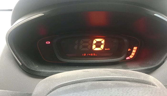 2018 Renault Kwid RXT 1.0, Petrol, Manual, 1,31,465 km, interior