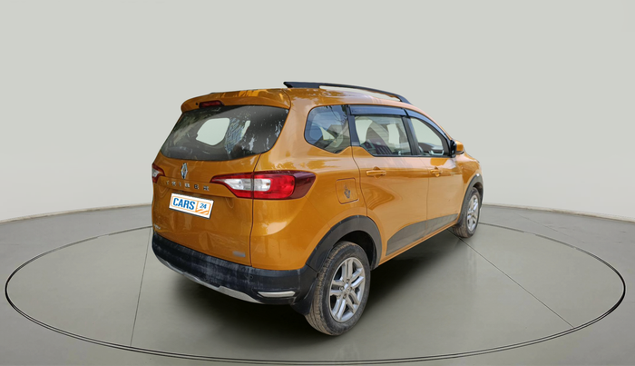 2021 Renault TRIBER RXZ, Petrol, Manual, 31,678 km, exterior