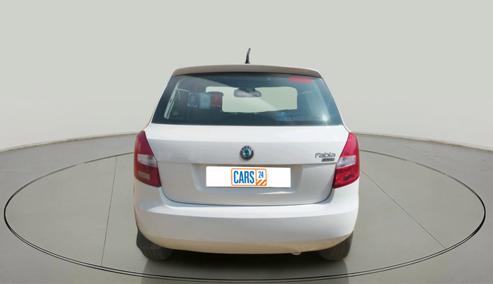 2012 Skoda Fabia AMBITION 1.2 TDI, Diesel, Manual, 1,02,555 km, exterior