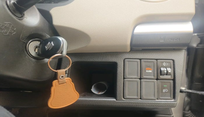 2015 Maruti Wagon R 1.0 VXI, Petrol, Manual, 76,039 km, interior