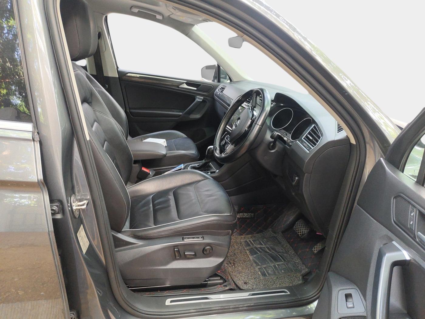 2019 Volkswagen TIGUAN HIGHLINE TDI AT, Diesel, Automatic, 87,181 km, interior