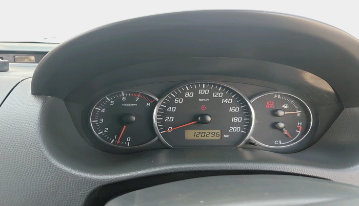 2011 Maruti Swift VXI, Petrol, Manual, 1,20,296 km, interior