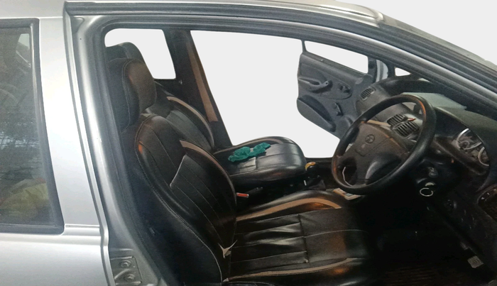 2015 Tata Indica V2 LS DIESEL, Diesel, Manual, 1,24,011 km, interior