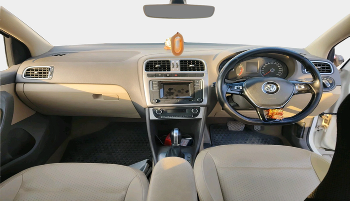 2017 Volkswagen Vento HIGHLINE PETROL AT, Petrol, Automatic, 49,759 km, interior