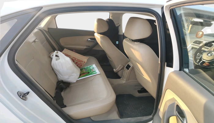 2017 Volkswagen Vento HIGHLINE PETROL AT, Petrol, Automatic, 49,759 km, interior