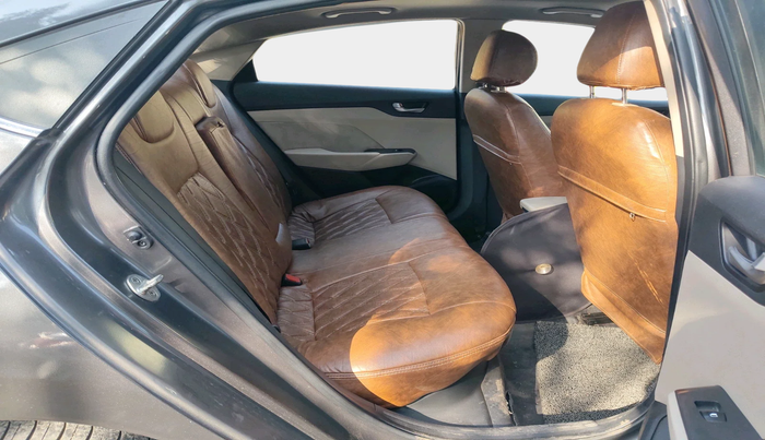 2020 Hyundai Verna SX 1.5 VTVT, Petrol, Manual, 1,02,554 km, interior