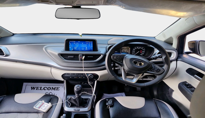 2024 Tata ALTROZ  XZ PLUS (S) , Diesel, Manual, 7,611 km, interior