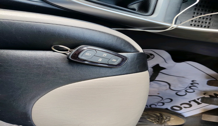 2024 Tata ALTROZ  XZ PLUS (S) , Diesel, Manual, 7,611 km, interior