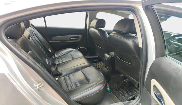 2014 Chevrolet Cruze LTZ AT, Diesel, Automatic, 70,688 km, interior
