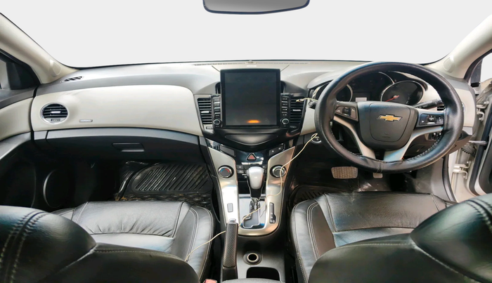 2014 Chevrolet Cruze LTZ AT, Diesel, Automatic, 70,688 km, interior