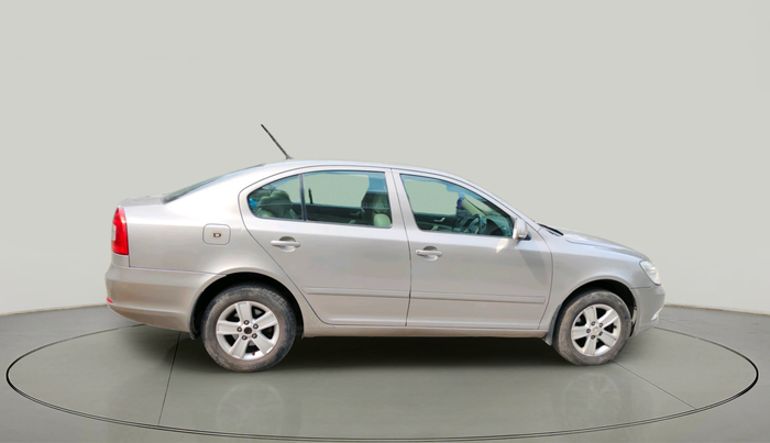 2010 Skoda Laura AMBIENTE 2.0 TDI CR AT, Diesel, Automatic, 96,709 km, exterior