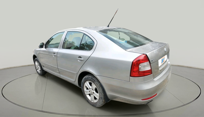 2010 Skoda Laura AMBIENTE 2.0 TDI CR AT, Diesel, Automatic, 96,709 km, exterior