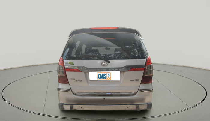 2010 Toyota Innova 2.5 G4 8 STR, Diesel, Manual, 2,46,145 km, exterior