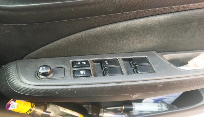 2019 Maruti Swift VXI, Petrol, Manual, 53,861 km, interior