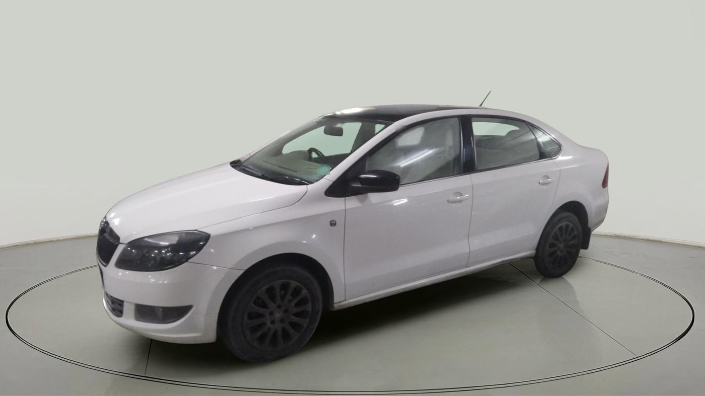 2015 Skoda Rapid ELEGANCE 1.6 MPI MT, Petrol, Manual, 85,062 km, exterior