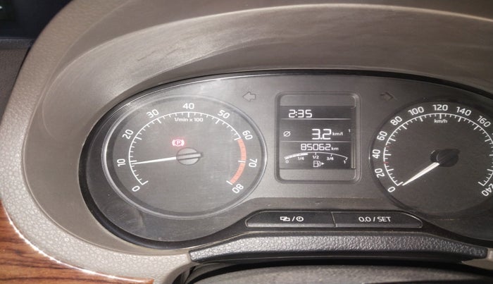 2015 Skoda Rapid ELEGANCE 1.6 MPI MT, Petrol, Manual, 85,062 km, interior