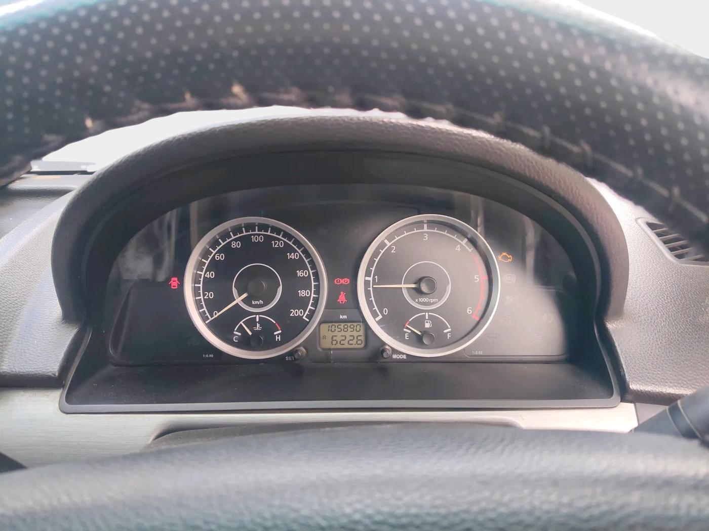 2014 Tata Safari Storme 2.2 EX 4X2, Diesel, Manual, 1,05,890 km, interior