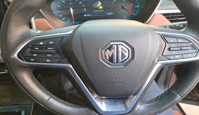 2021 MG HECTOR PLUS SHARP 2.0 DIESEL TURBO MT 6-STR, Diesel, Manual, 45,682 km, interior